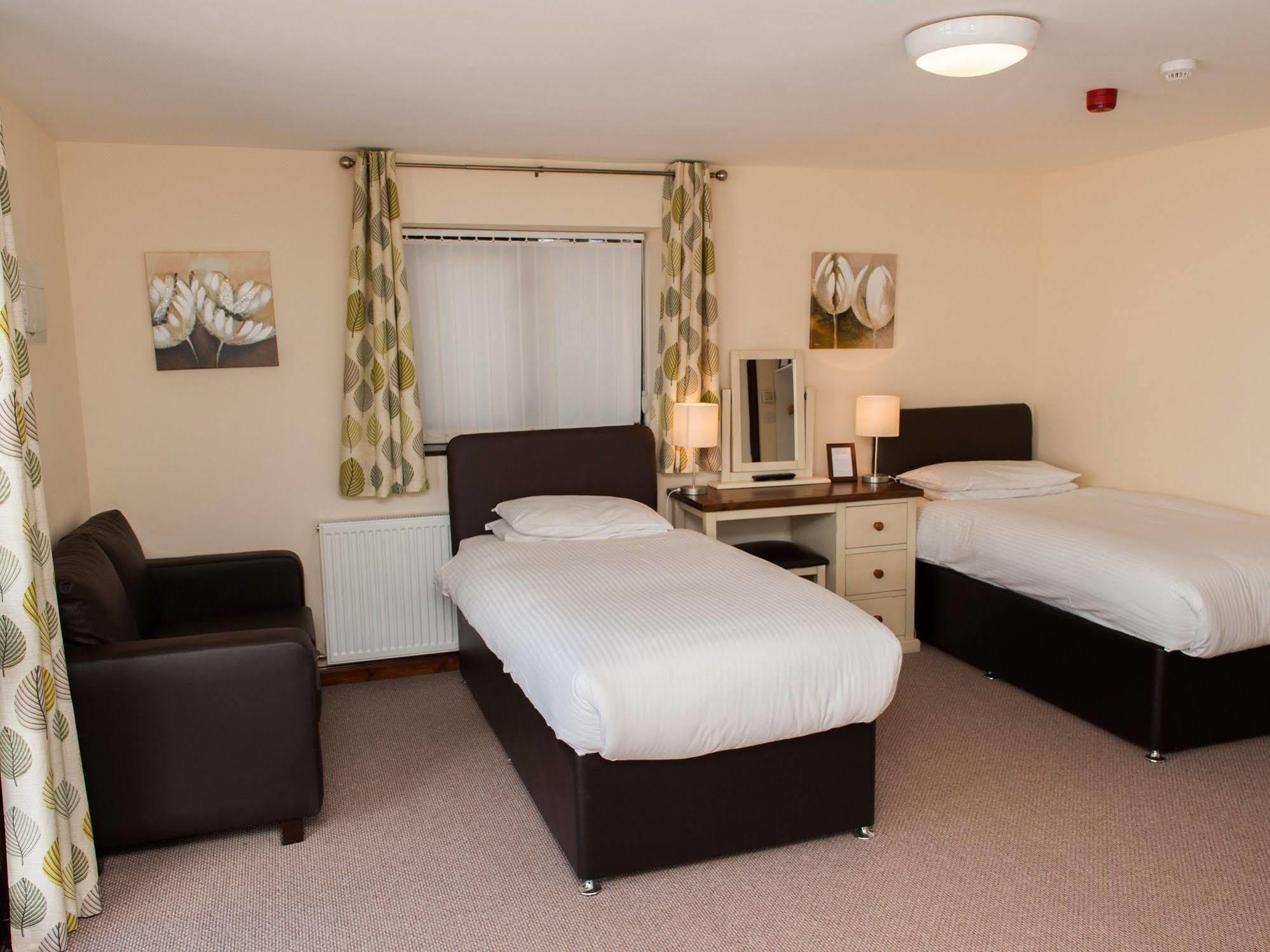 Alban And Abbey House Gasthof Inverness